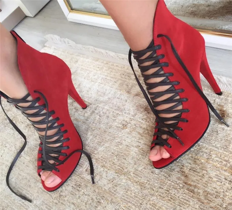 Kvinnor Elegant Peep Toe Suede Leather Stiletto Heel Short Gladiator Boots Lace-Up Red High Heel Ankel Booties Club Dress Shoes