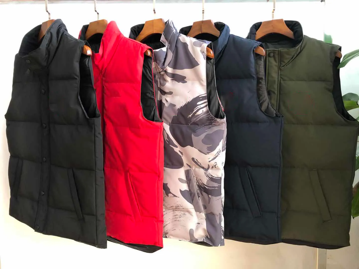 Outlets Marca New Canadiain EUA estilo Mens real pena para baixo Inverno Moda colete bodywarmer Avançado Windbreaker Tecido À Prova D 'Água