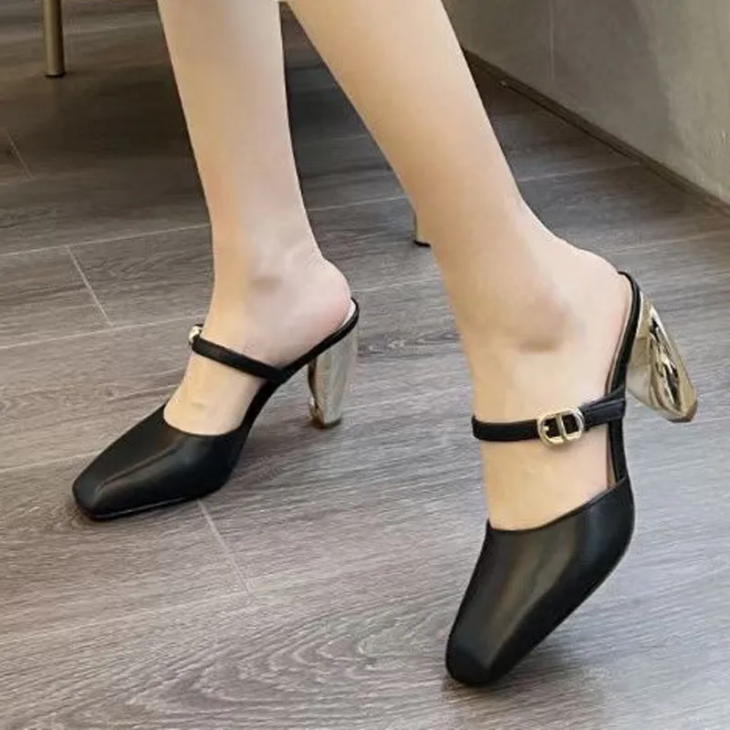 Fashion luxury ladies sandals black patent leather Roman high heels ladies unique letter dress wedding sexy shoes size 35-41