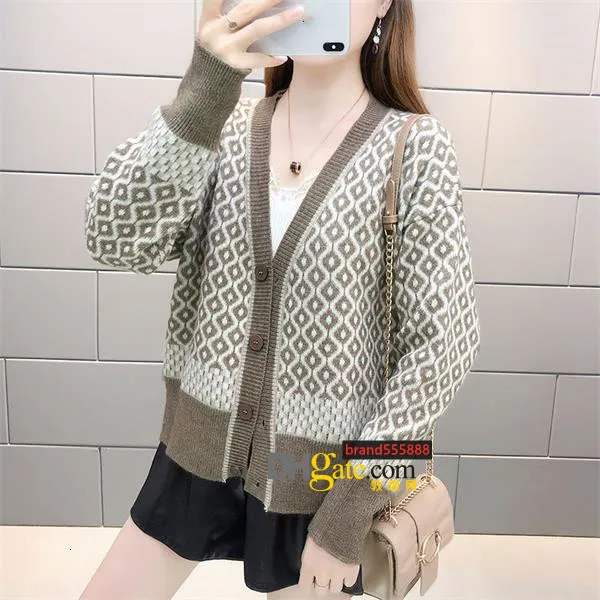 Womens Sweaters 2021 luxury embroidery Cardigan Cashmere Stitching Streetwear comfortable Knitted size s-2xl