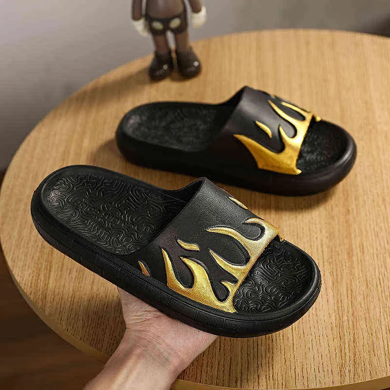 Slippers Fashion Flame Slippers Men Summer Outdoor Beach Sandals Eva Design Indoor Bathroom Shoes Couple Non Slip Cool Slides Thick Soled 220308