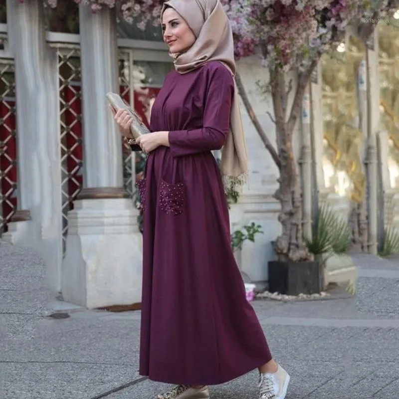 Vêtements ethniques PlusSize Robes 2021 Abaya Dubaï Bangladesh Femmes Musulman Été Couleur Solide Perles Embelli Flowing DressZ3181