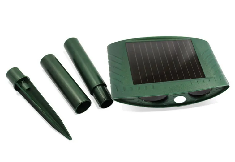 solar animal repeller