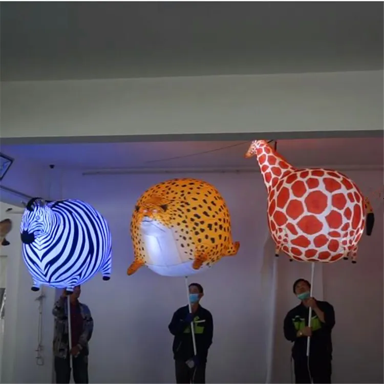 Fettuppblåsbara krokodil Giraff Leopard-uppblåsbara Ballong Flamingo Zebrawith Light and Ce Blåsare för Parade Decoration