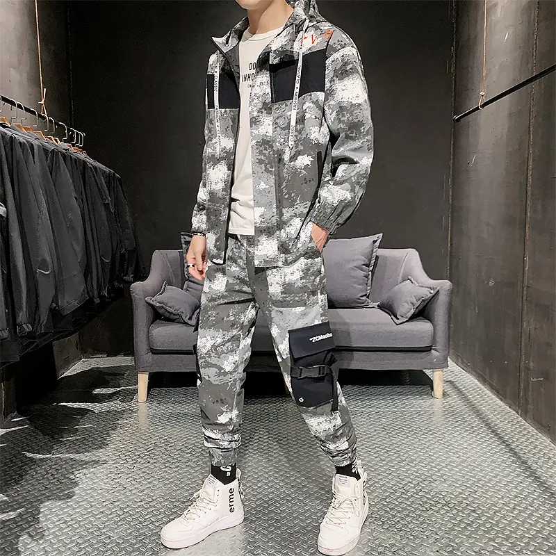 Moda uomo Giacche mimetiche con pantaloni Felpe con cappuccio Tuta tinta unita Stampato Hip Hop Jogging Homme Uomo Set Moda Inverno HH50TZ 201204
