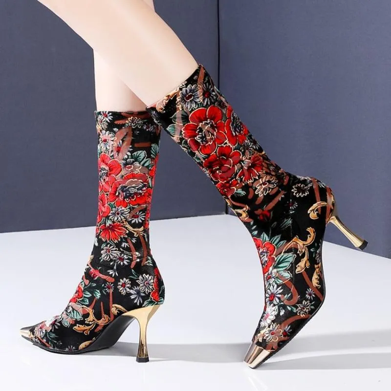 Сапоги женские лодыжки растягивающиеся цветочные напечатанные металлические ноги смешанные цвета туфли на каблуках с высоким содержанием пятки теплые зимующие