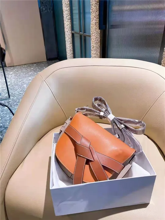 2021 women luxurys Brand hot Woman Luxury Designer Bags Handbags High Quality Messenger Bag Luxury Saddle Bag Designer Crossbody Bag Wallet