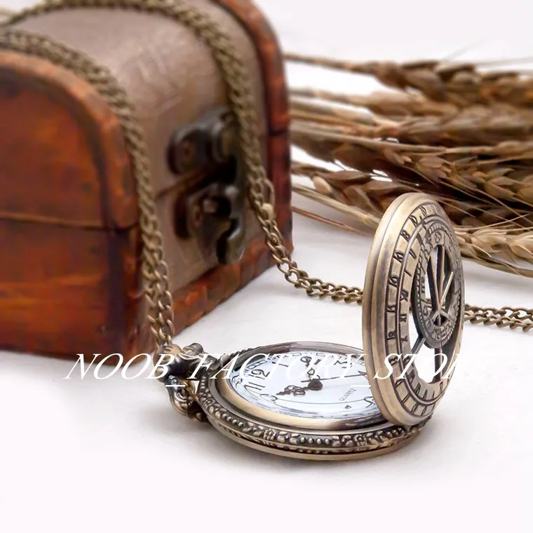 Lunette en acier inoxydable bronze Nouveau grand collier de montre de poche ronde sculpté chinois antique bijoux rétro montre de mode chandail chaîne suspendue