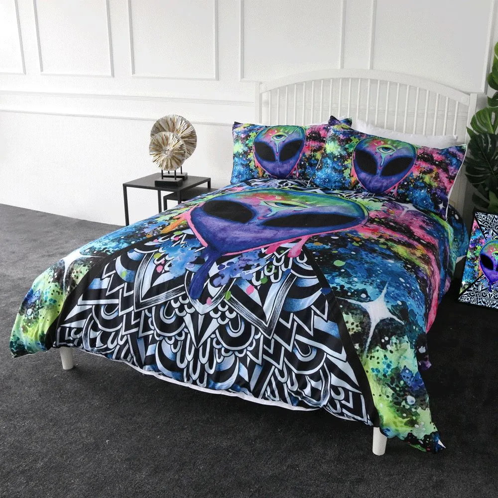 Trippy Alien Bedding Set by Brizbazaar - Watercolor Witchcraft Duvet ...