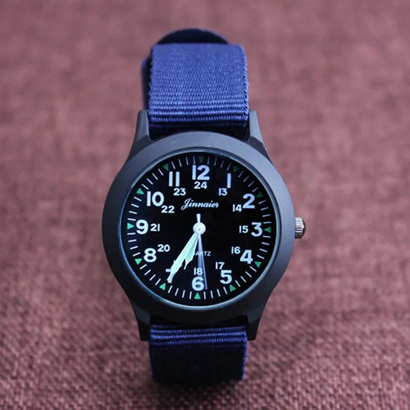 Zegarki dla dzieci 2022 Jinnaier Mężczyźni Dzieci Chłopcy Moda Cool Quartz Saber Studenci Płótno Elektroniczny Wrist Watch