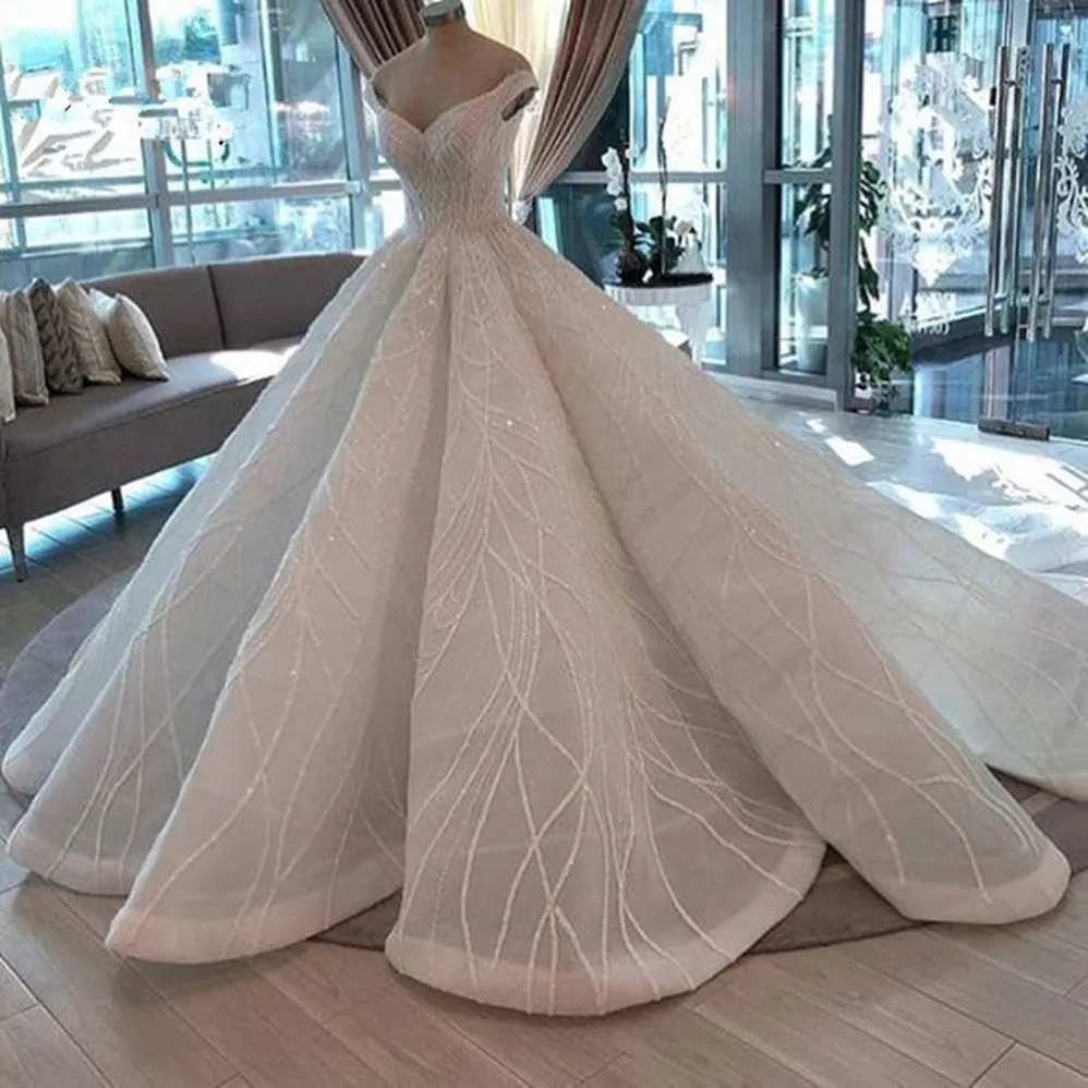 Novas sauditas árabes frisada vestidos de casamento Lace 2020 Mariage Puffy Bola de vestidos de cristal banhado Luxo Dubai vestidos de noiva