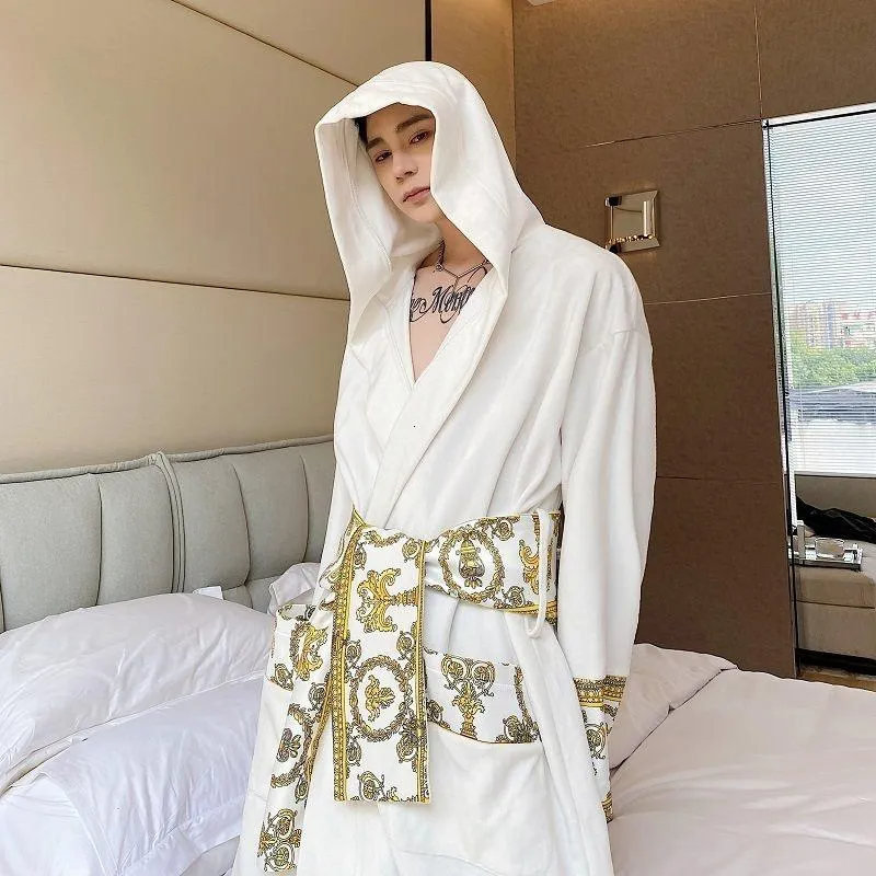 Mäns Sleepwear Luxury Winter Black Gold Paisley Velvet Robe Men Long Nightgown Hooded Warm Bath Clothing211t