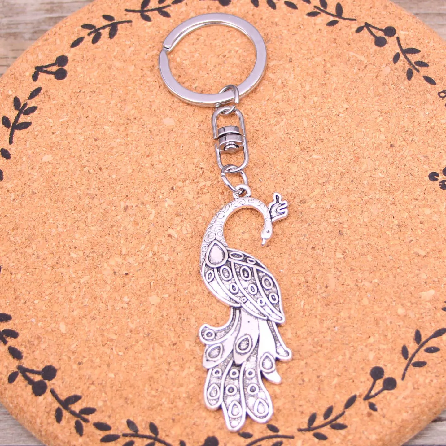 Fashion Keychain 61*21mm peacock Pendants DIY Jewelry Car Key Chain Ring Holder Souvenir For Gift