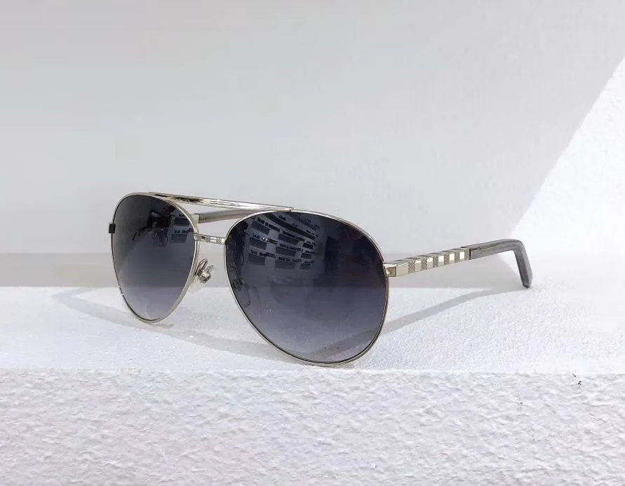 Mens Haltung Pilote Sunglasses 0339 Silberrahmen grau schattierte klassische Sonnenbrille UV400 Schutz Brillen mit Fall
