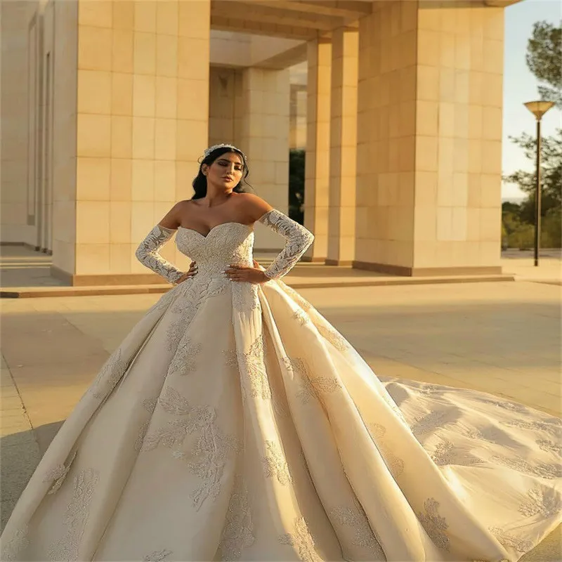 Chic Balo Gelinlik Lüks Uzun Kollu Aplike Kristal Boncuk Gelinlikler Dubai Sevgiliye Custom Made Vestidos de novia