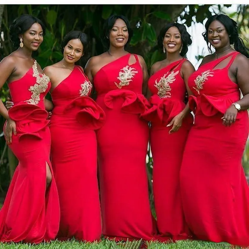 Red One Shoulder Mermaid African Bridesmaid Dresses 2019 Ruffles Waist Appliques Beaded Gold Bridesmaid Dress Plus Size Wedding Guest Gown