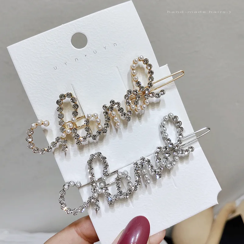 Femmes perle strass lettre pince à cheveux Bling lettre Barrettes mode cheveux accessoires pour cadeau fête épingle à cheveux