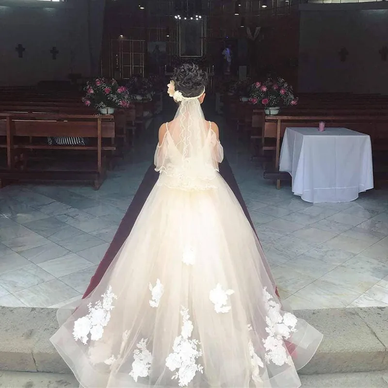 Blumenmädchenkleider für Hochzeit 2021 Ballkleid Tüll Kleines Mädchen Vintage Kommunion Pageant Kleider Kleider