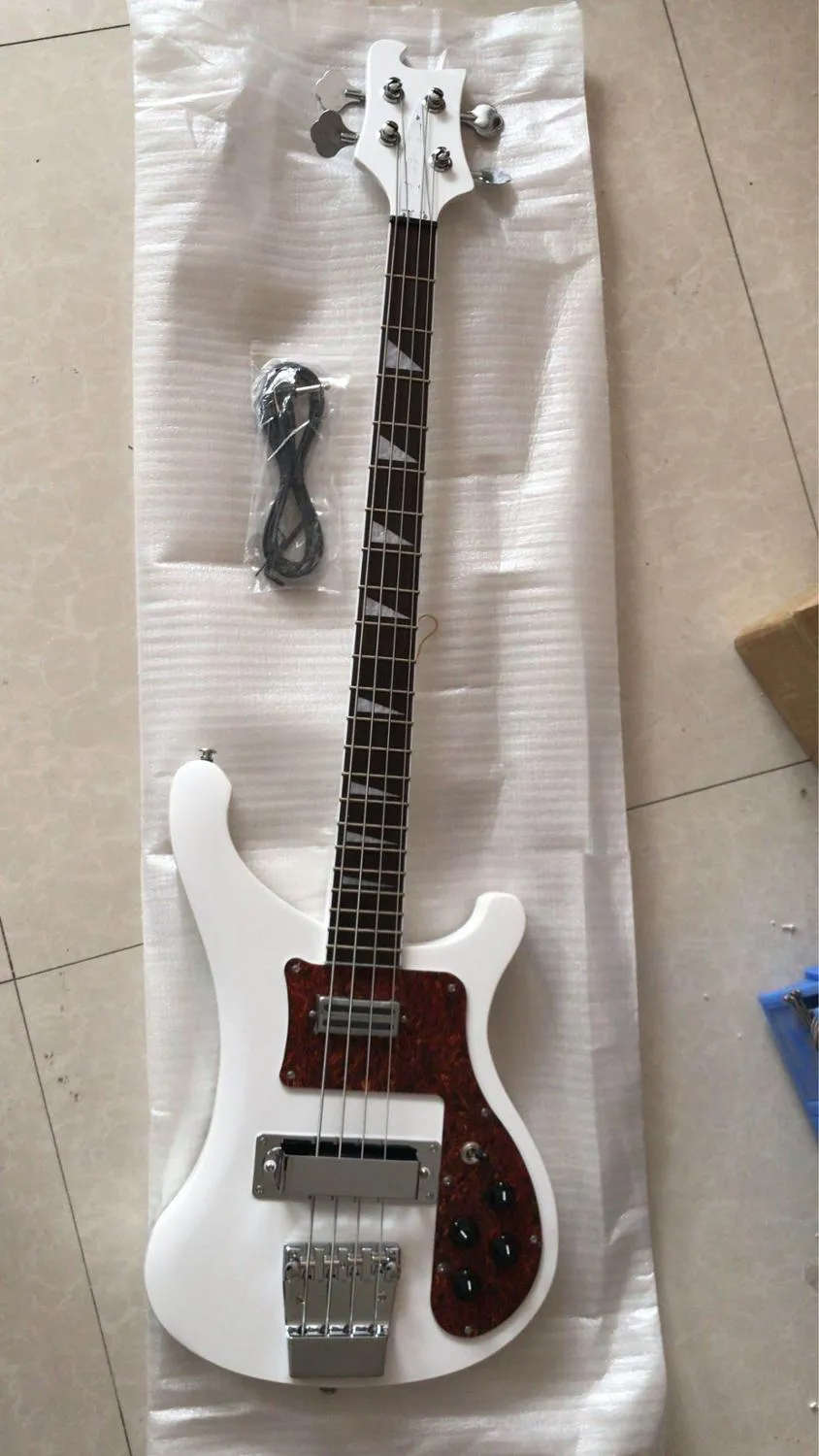 Wholesale custom new 4 string 4003 electric bass the best quality white with free shipping