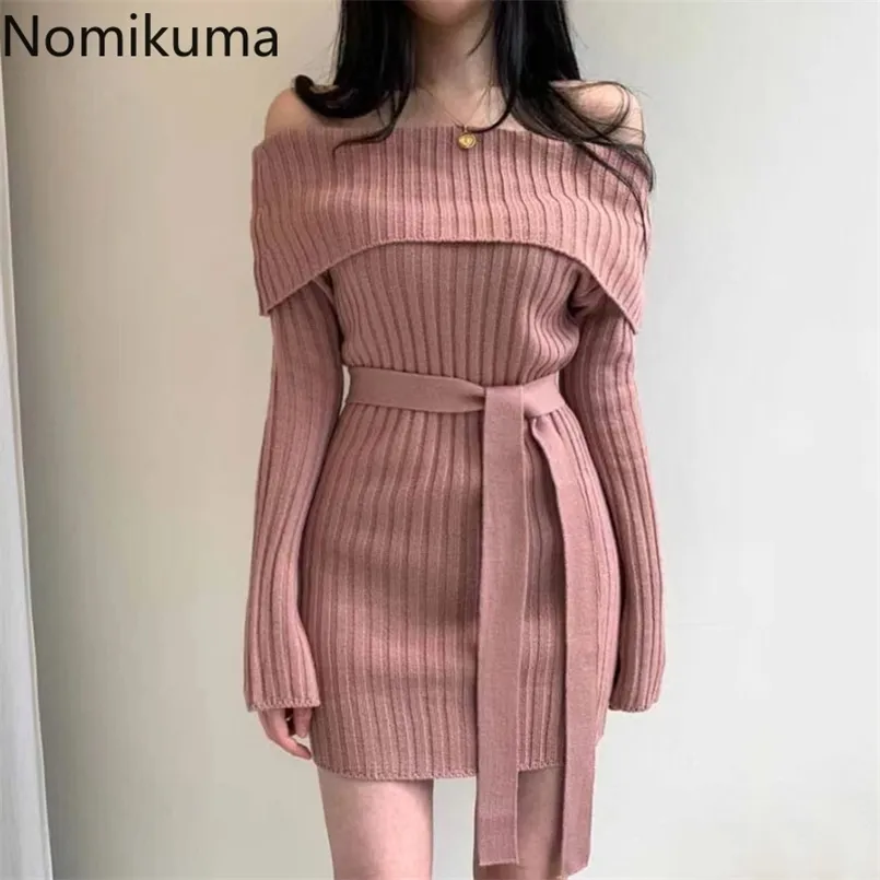 Nomikuma Korea Chic Sexig Fold Slash Neck Sweater Klänning Långärmad Mini Strikkade Klänningar Bandage Slim Waist Women Vestidos 6c976 211221