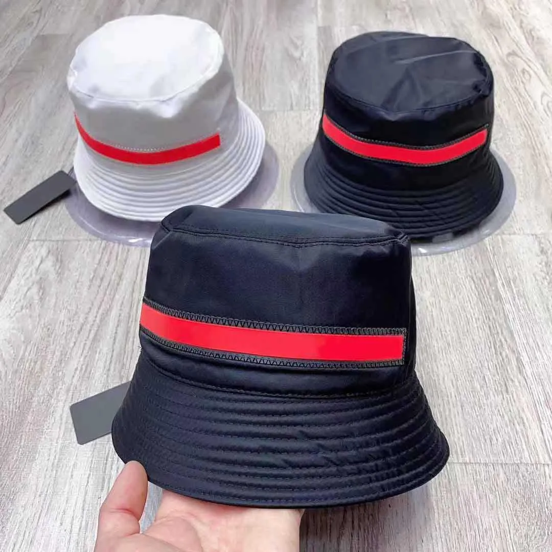 2021 Lyxig designer grossist-sommar hink hatt skydd fiske märke hög kvalitet ren färg bokstäver Bob boonie läder hinkar