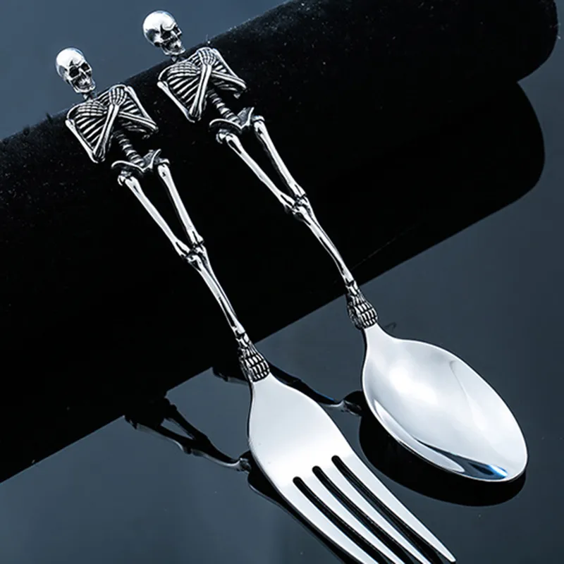 Titan Stahl Skeleton Schädel Gabel Löffel Geschirr Vintage Abendessen Tisch Besteck Besteck Set Metall Handwerk Halloween Party Geschenke T200227