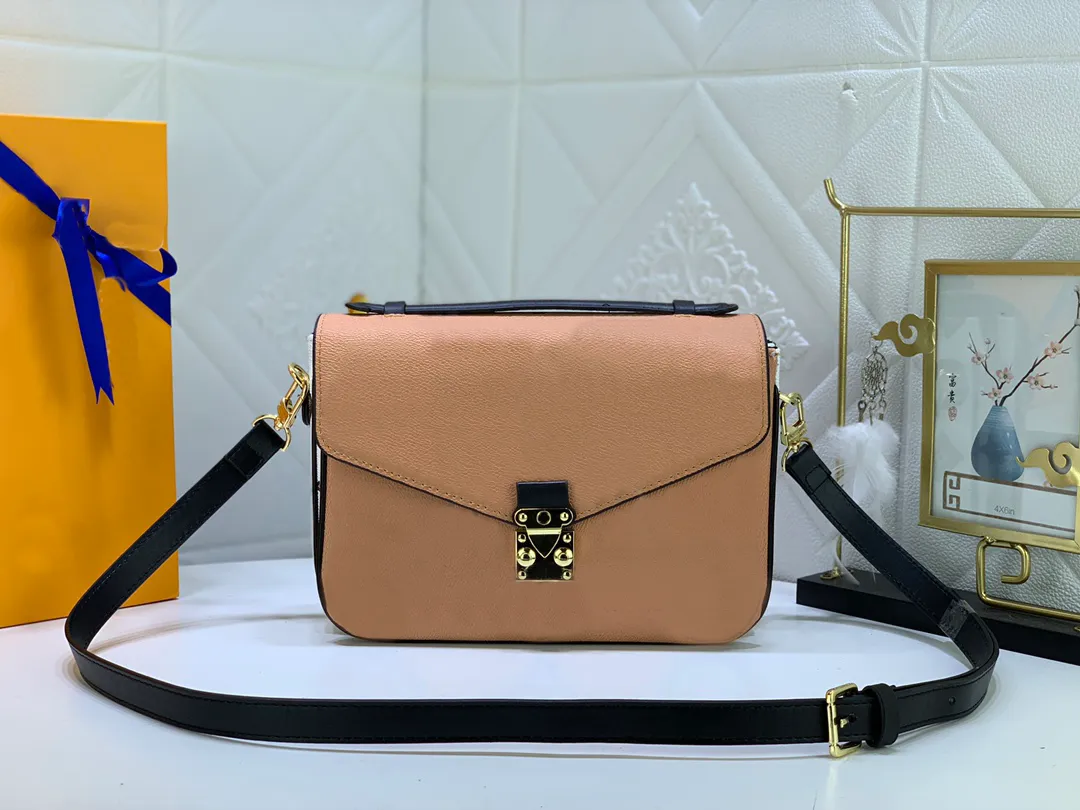 Top Ladies Handbags Fashion Designer Bags Famous Crossbody Bags One ...