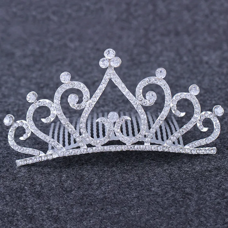 Diamond Heart Crown Head Band Headdress Kristal Gelin Tiara Tomberi Düğün Doğum Günü Pageant Partisi Moda Takı Will ve Sandy