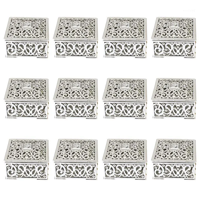 Enrolador de presente 6 x 3,2 cm 24pcs Caixas de padrão de flores de flores quadradas caixas de doces de plástico para a caixa de embalagens Favorias de prata dourada1