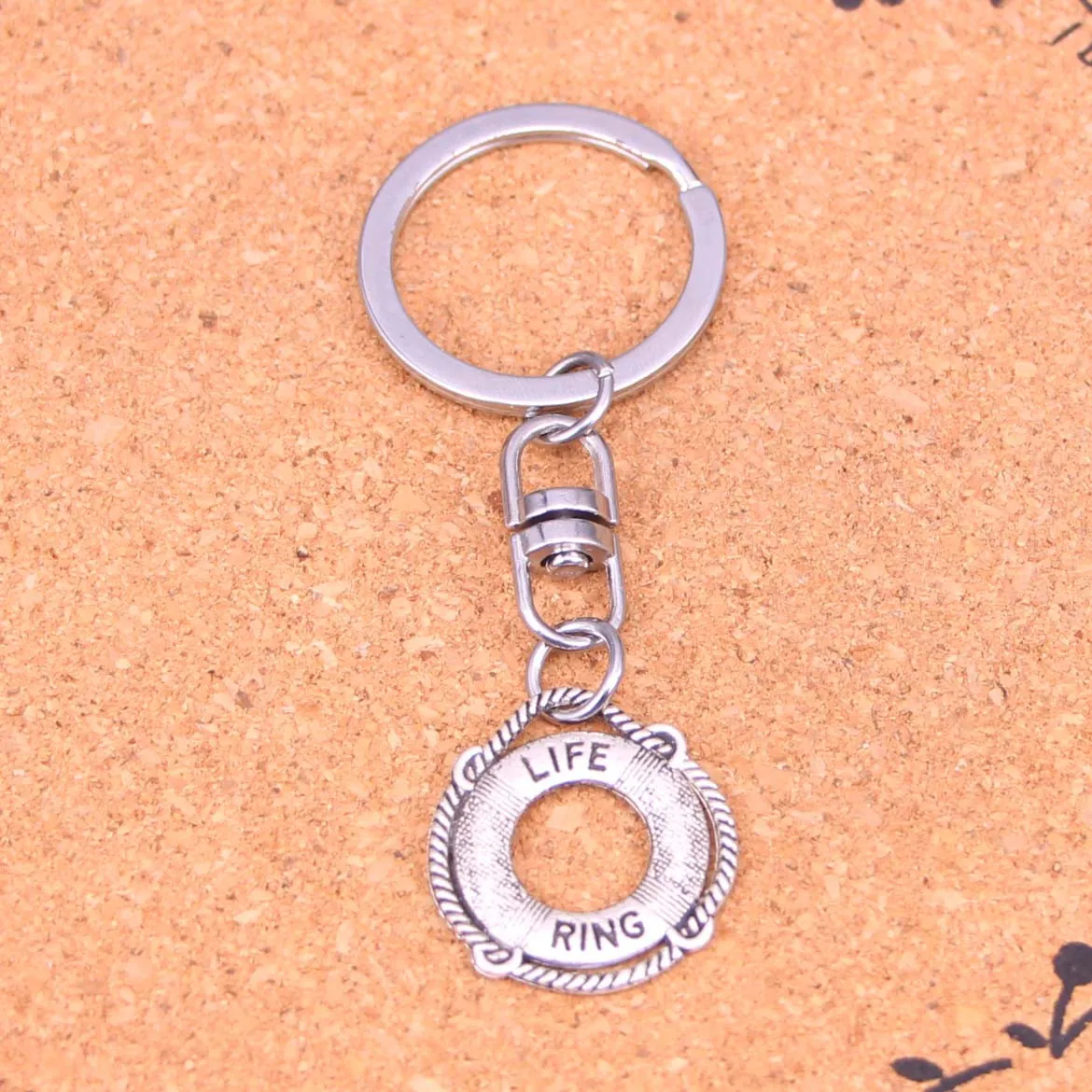 Mode sleutelhanger 23*22 mm leven ring lifebuoy hangers diy sieraden auto sleutelhanger ringhouder souvenir voor cadeau