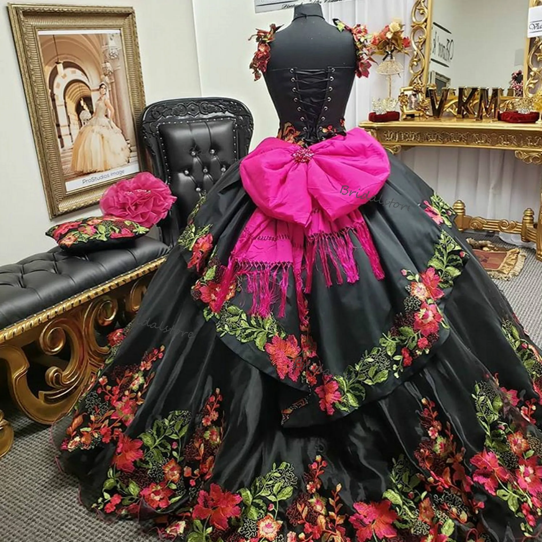 Vintage noir broderie Quinceanera robes 2021 robe de bal mexicaine appliques dentelle robe de bal Corset robes de 15 Anos formelle Wo218x