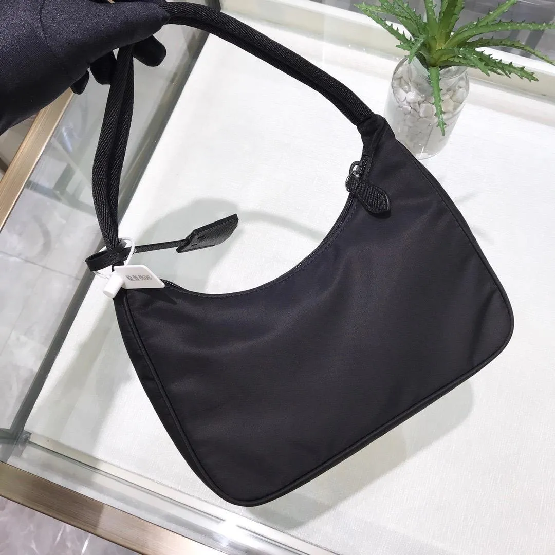 Luxury Designer Bags Nylon Waistbag Chest Bag Purse Match Fabric Tote Handbags Wallet Belt Tote Parachute Fabric Bag Crossbody Purse waist