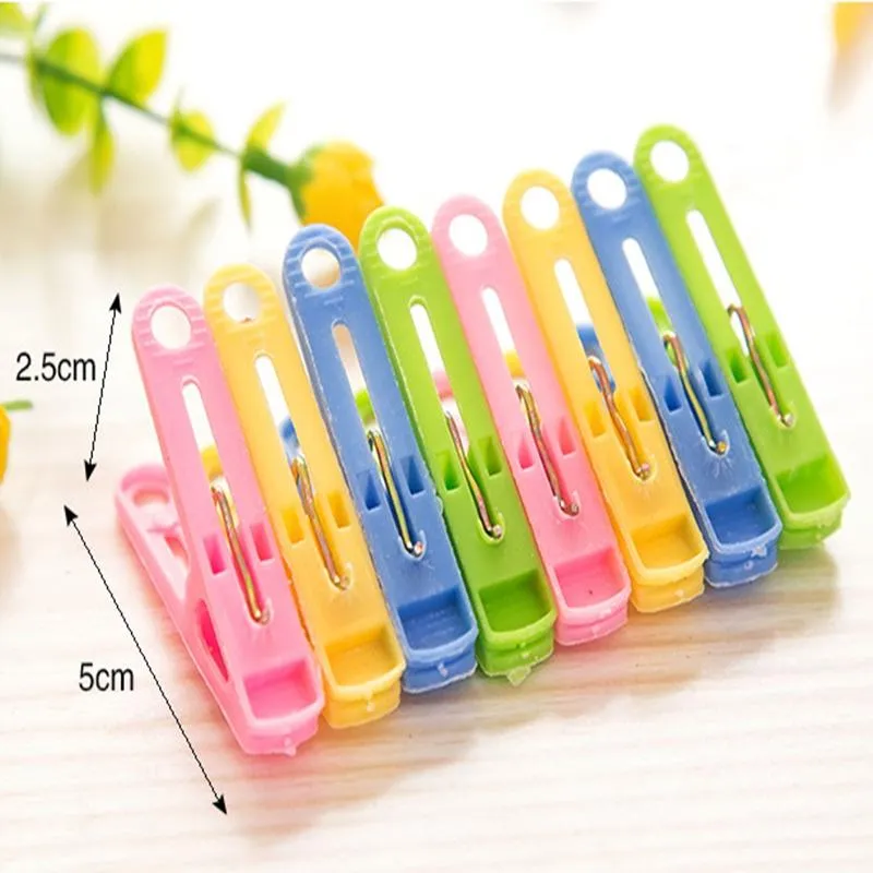 Hot Beach Towel Clips Plastic Windproof clipper Clothes Hanger Socks underwear cloth hook Holder