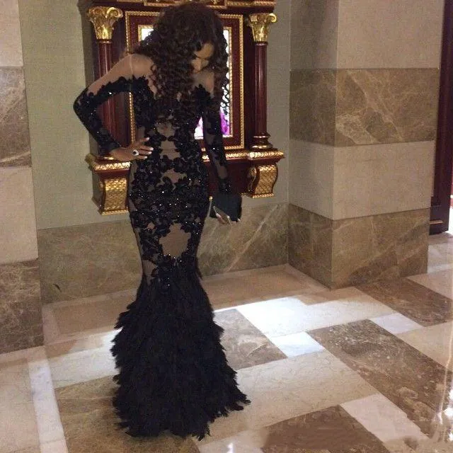 2022 Luxury Black Feather Prom Klänningar med långa ärmar Sheer Champange Arabiska Aftonklänningar Real Tulle Mermaid Formella Klänningar Klänningar Plus Storlek