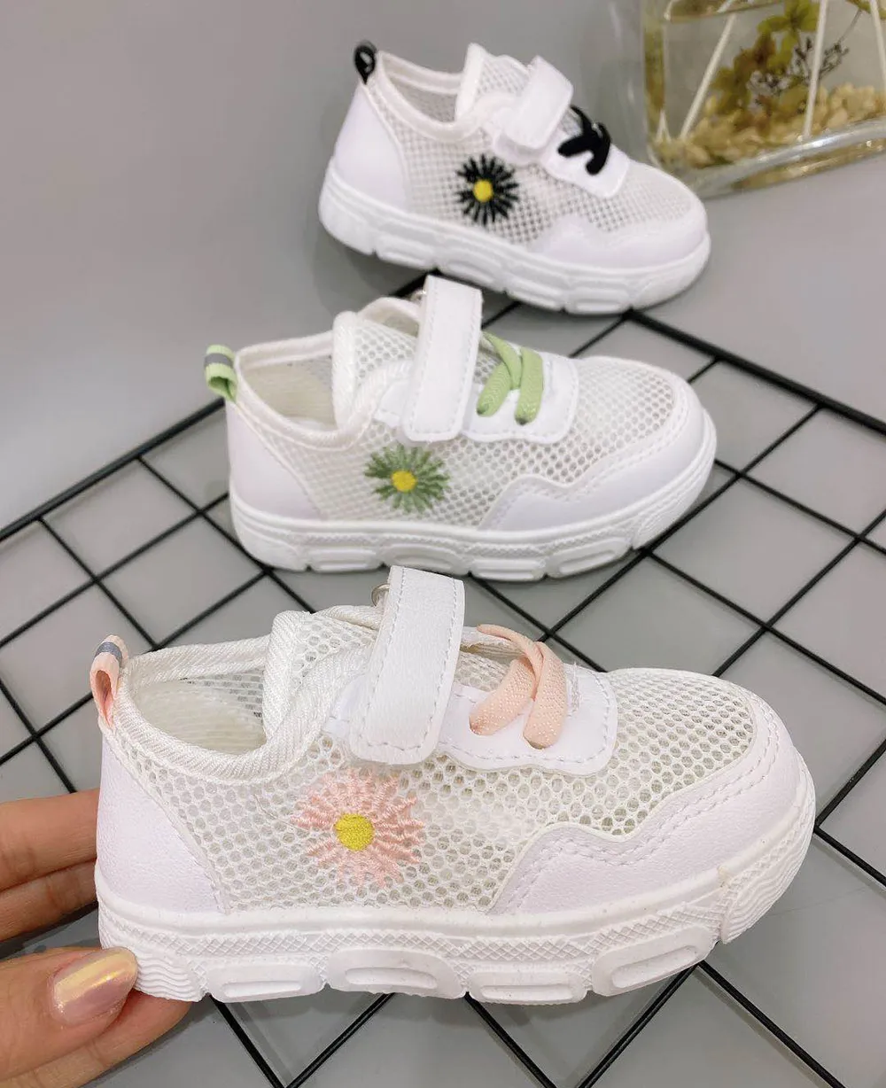 Tennis shoes with flowers on best sale them