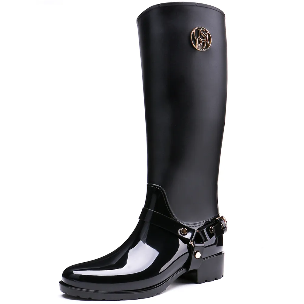 Vente chaude-Vente chaude Eco-PVC Fermeture à glissière au genou Classic Slim Design Bottes de pluie pour femmes