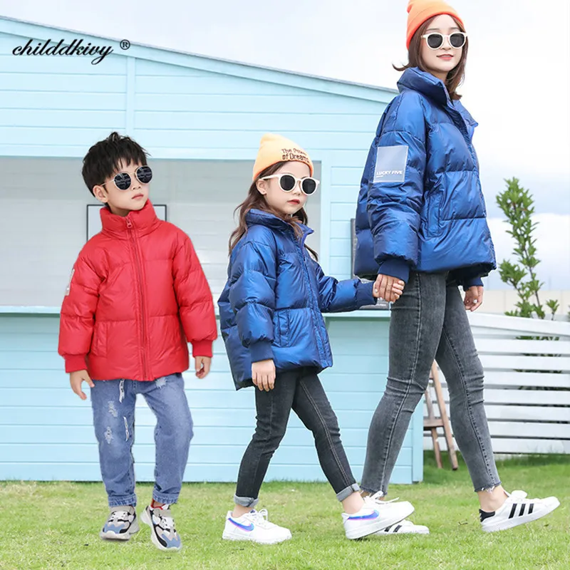 2020 nouvelle mode filles veste épais garçons manteau d'hiver enfants doudoune famille tenues maman et fils fille vêtements 90-160cm LJ201125