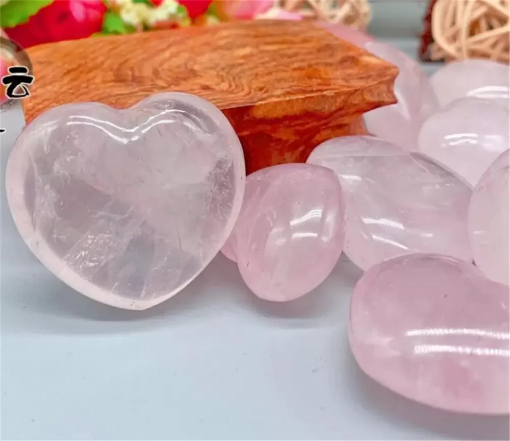 Фабрика партии украшения в форме сердца каменные драгоценные камни натуральные розовые кварцевые кристаллы любят пухлые целительные кристалл драгоценные камня дома DIY