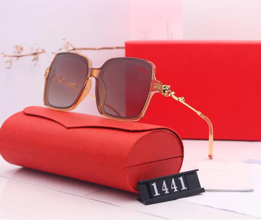 New Arrival Oversized Square Designer Sunglasses Women Brand Metal Frame Gradient Sunglasses Shade For Woman UV400