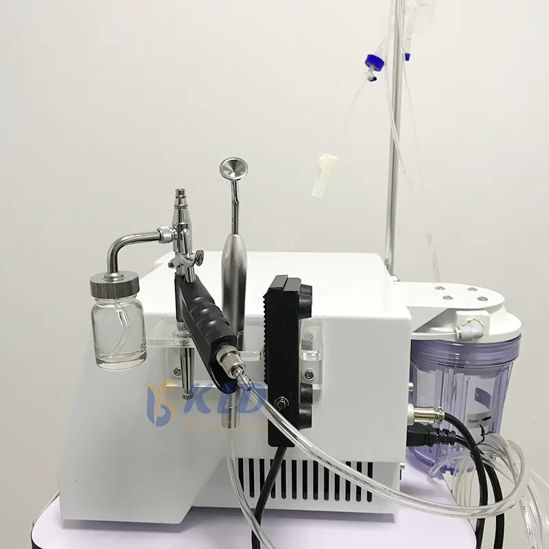 Grande pompa 3in1 dispositivo di bellezza dello spruzzatore dell'acqua della macchina di infusione dell'ossigeno del getto di ossigeno