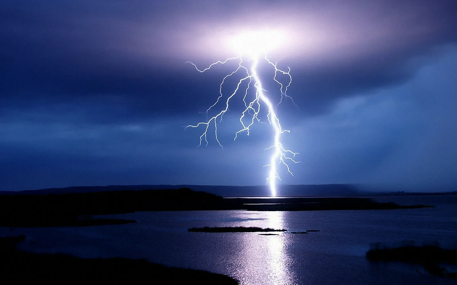 Ocean Inspired Lightning Bolt Striking Poster 60x90cm Optical Illusion Art Film Print For Home Print Wall Art From Zhangyue168 15.75 DHgate.Com