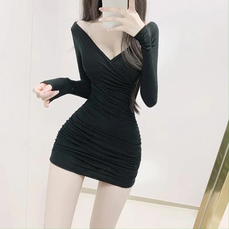 WOMENGAGA Autumn V Neck Cross High Waist Mini Dress Elegant, Mature, Thin  Skinny Hip, Solid Long Sleeve, Korean Sexy Womens Fitted Casual Dresses  WK6H From Maonidayi, $14.71