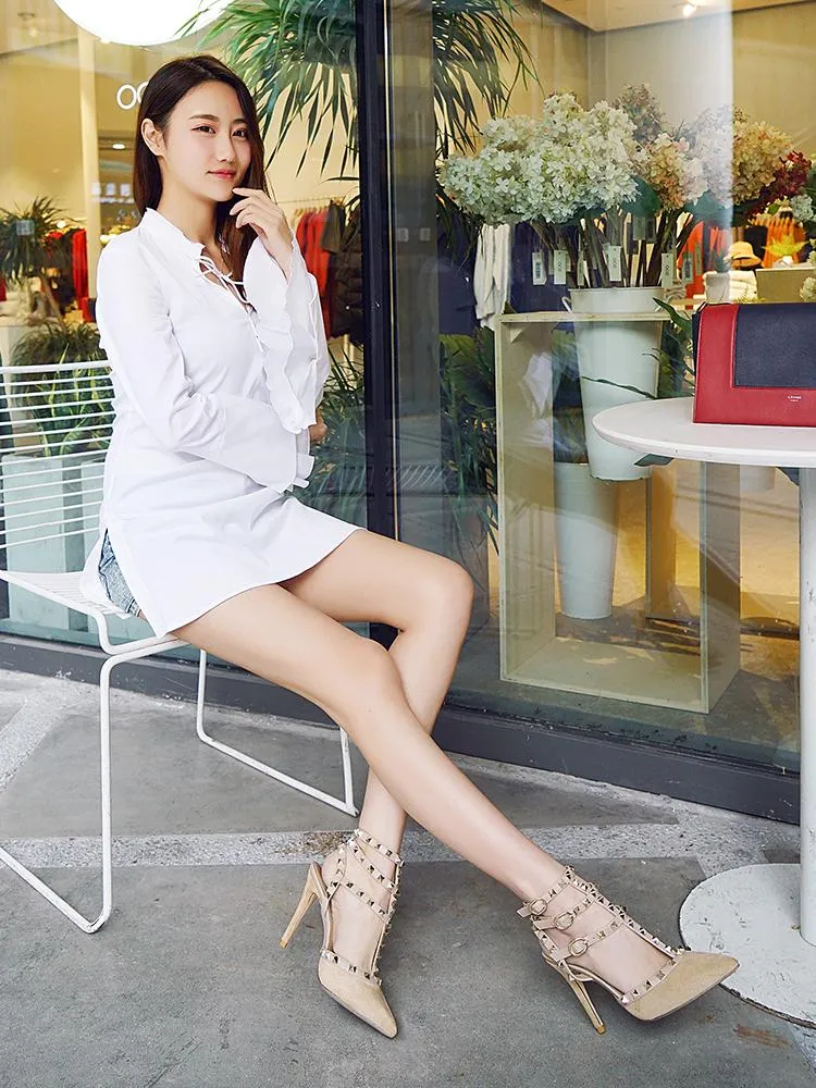 Ring Three Sharp Fine With Rivet Down Noodles Sandals Red Willow Baotou Wedding Shoes