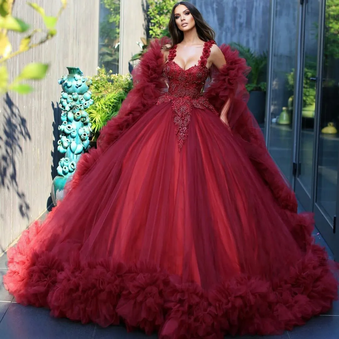 Ruffles Wrap Dantel Aplike Suudi Arapça Lüks Abiye Giyim Sweet 16 Elbise ile Koyu Kırmızı Vintage Quinceanera Modelleri