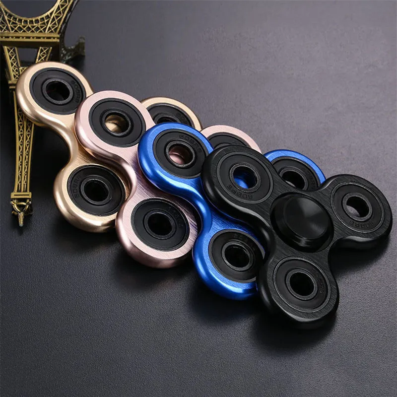 Spinning Top Leksaker Aluminium Alloy Fidget Spinnertop R188 Slät Mute Bearing Metal Wire Drawing Process Stress Relief Hand Spinner för vuxna Barn