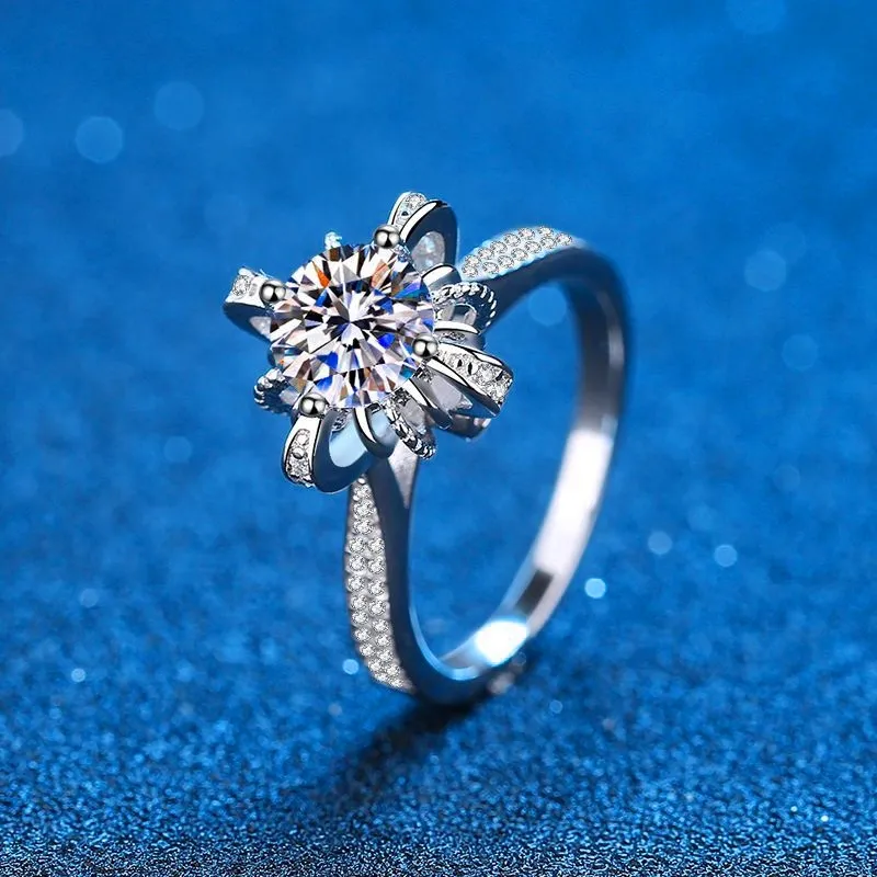 1 Karat Moissanite Nişan Yüzüğü Kadınlar 14 K Beyaz Altın Kaplama Gümüş Elmas Yüzükler Düğün Band Gelin Takı Seti