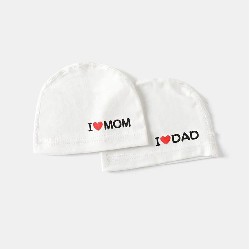 Czapki Kapelusze Born Baby Boys Girls Fetal Letnie Oddychające Beanie Love Mom Printed White Headwear Niemowlęta Piękna miękka czapka