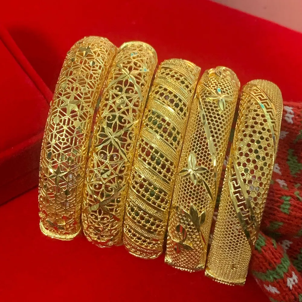 15mm d'épaisseur Dubaï Hollow Femmes élégant bracelet 18k Yellow Gold Gold Wedding Party Bijoux Bijoux Bijoux