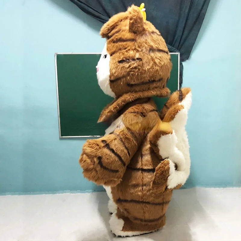 Mascot Costumescat Inflatible Cartoon Doll Costume Ludzie noszą spacery interaktywne długowłosie show Costium na dużą skalę