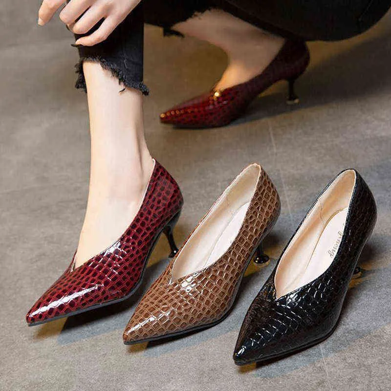 Dress Shoes Zapatos Stilettos De Charol Con Estampado De Serpiente